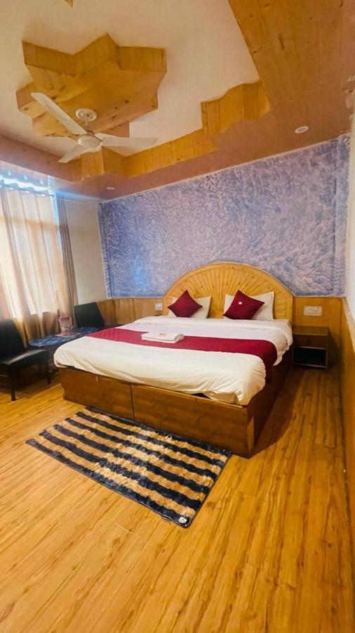 Sandhu Hotel & Restaurant Una  Zewnętrze zdjęcie