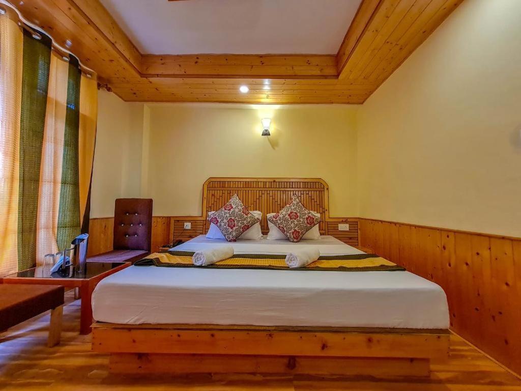 Sandhu Hotel & Restaurant Una  Zewnętrze zdjęcie